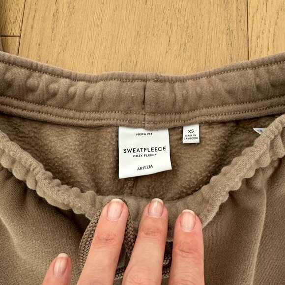 Aritzia Sweatpants - Picture 6 of 7